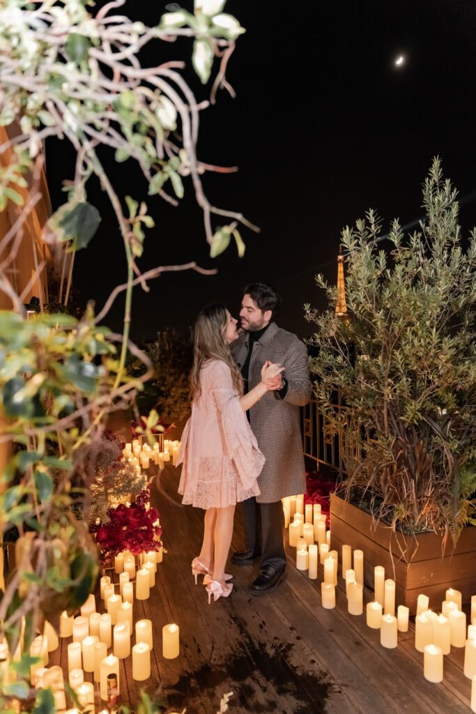 plan the wedding proposal in Paris